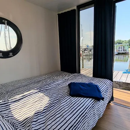 Hotel Hausboot Hilja Szlezwik Zewnętrze zdjęcie